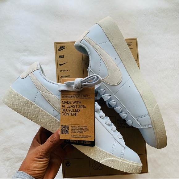 Nike Blazer Low SE - Picture 3 of 7